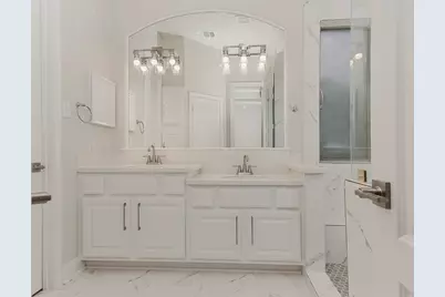 22 Mill Point Place, The Woodlands, TX 77380 - Photo 18