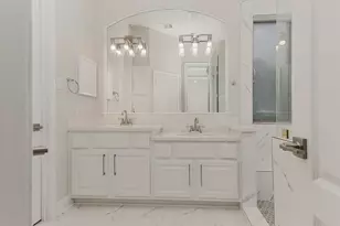 22 Mill Point Pl, The Woodlands, TX 77380 - Photo 18