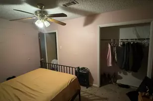 211 Avenue I, Alvin, TX 77511 - Photo 12