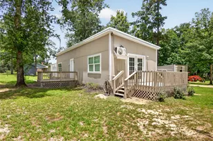 290 Magnolia Rd, Cleveland, TX 77328 - Photo 2