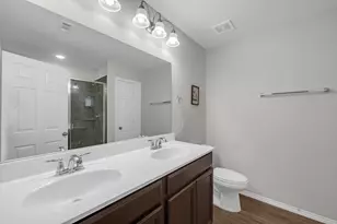 2215 Timberland Country Ct, Conroe, TX 77304 - Photo 18