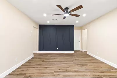10807 Segrest Drive, Houston, TX 77047 - Photo 14