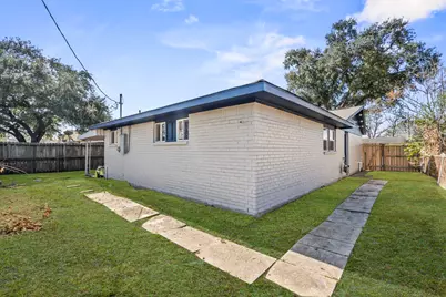 10807 Segrest Drive, Houston, TX 77047 - Photo 24