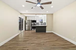 10807 Segrest Dr, Houston, TX 77047 - Photo 10
