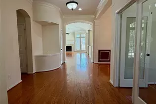 12010 Sundance Ct, Stafford, TX 77477 - Photo 2