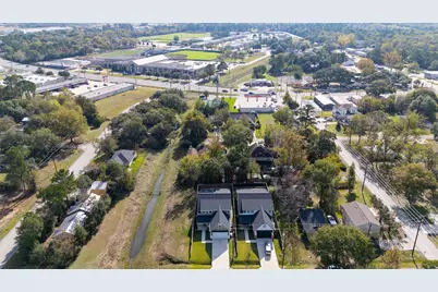 517 Moore Street, Tomball, TX 77375 - Photo 40