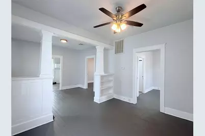 1924 26th Street, Galveston, TX 77550 - Photo 6