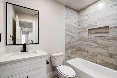 1564 Godwin Street, Houston, TX 77023 - Photo 8