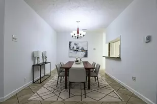 10314 Hollow Canyon Ct, Sugar Land, TX 77498 - Photo 6