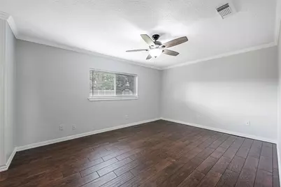 306 Woodvale Dr Drive, League City, TX 77573 - Photo 20