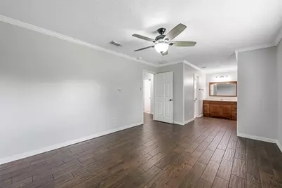 306 Woodvale Dr Drive, League City, TX 77573 - Photo 22