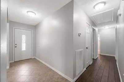 306 Woodvale Dr Drive, League City, TX 77573 - Photo 4