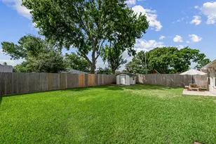 306 Woodvale Dr Dr, League City, TX 77573 - Photo 34