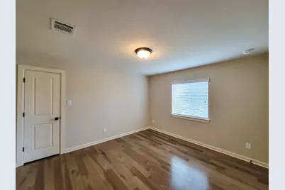 100 Castlegate Lane, Jersey Village, TX 77065 - Photo 8