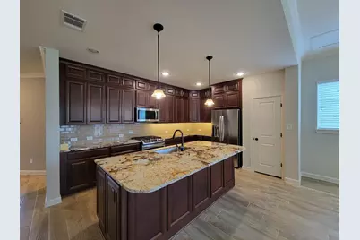 100 Castlegate Lane, Jersey Village, TX 77065 - Photo 24