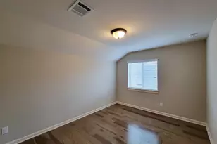 100 Castlegate Ln, Jersey Village, TX 77065 - Photo 6