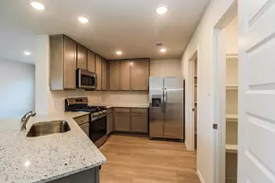 10731 Sunlit St, Conroe, TX 77303 - Photo 8