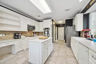 2326 Pin Hook Ct, Seabrook, TX 77586 - Photo 10