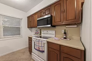 14437 Still Meadow Dr S, Houston, TX 77079 - Photo 10