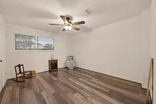 14437 Still Meadow Dr S, Houston, TX 77079 - Photo 18