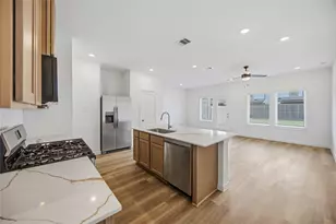 2628 McHenry Lndg Ln, Houston, TX 77051 - Photo 4