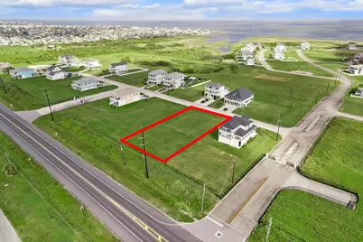 21205 Scissor Tail Lane, Galveston, TX 77554 - Photo 4