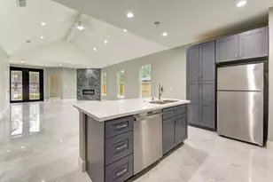 1513 Sherl St, League City, TX 77573 - Photo 16