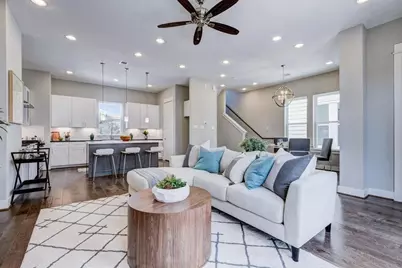 2014 Saint Charles Street, Houston, TX 77003 - Photo 2