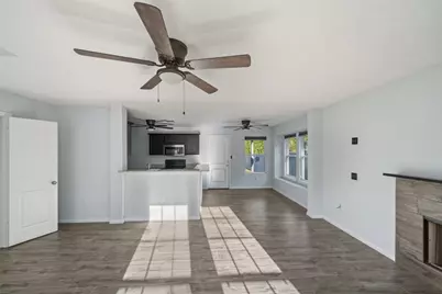 14986 Crockett Road, Willis, TX 77378 - Photo 4