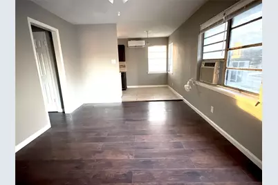 5418 Weaver Road #D, Houston, TX 77016 - Photo 2