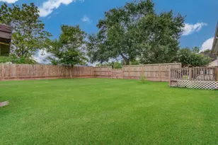 2722 Vega St, Houston, TX 77088 - Photo 38