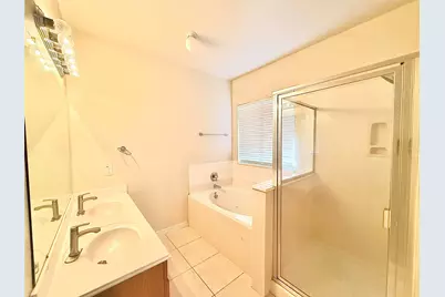 2207 Donrel Way, Houston, TX 77067 - Photo 8
