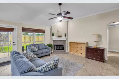 657 26th Avenue N, Texas City, TX 77590 - Photo 22