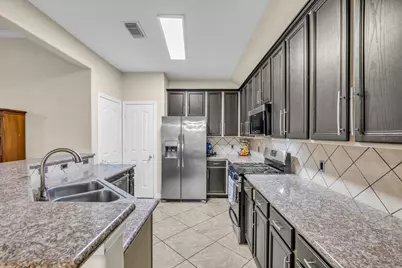 657 26th Avenue N, Texas City, TX 77590 - Photo 12