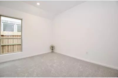 13724 Lantana Breeze, Texas City, TX 77568 - Photo 12