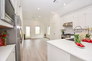 13724 Lantana Breeze, Texas City, TX 77568 - Photo 20