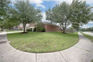 2753 Foster Hill Dr, Houston, TX 77345 - Photo 34