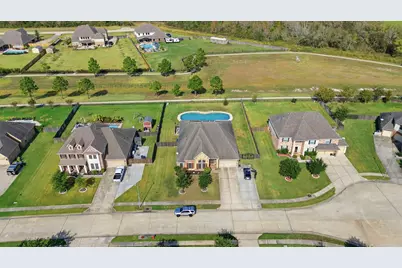 4115 Broadmoor Drive, Mont Belvieu, TX 77523 - Photo 38