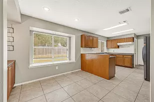 15406 Swan Creek Dr, Houston, TX 77095 - Photo 8