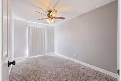 13286 Lake Breeze Lane, Willis, TX 77318 - Photo 16