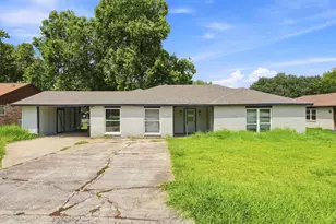 13286 Lake Breeze Ln, Willis, TX 77318 - Photo 1