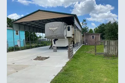 1312 Center Street, Matagorda, TX 77457 - Photo 6