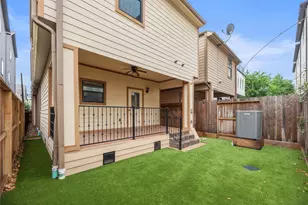 5728 Petty St, Houston, TX 77007 - Photo 32