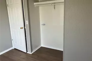 118 Walnut, Blessing, TX 77419 - Photo 12