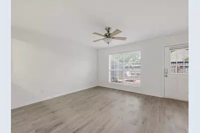 1653 W Sam Houston Parkway S, Houston, TX 77042 - Photo 10