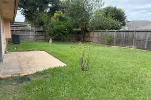 2714 Blue Mist Dr, Sugar Land, TX 77498 - Photo 14