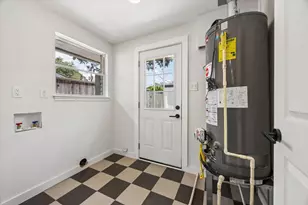 10618 Wickersham Ln, Houston, TX 77042 - Photo 24