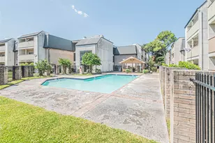 8423 Hearth Dr, Houston, TX 77054 - Photo 36