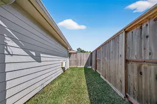 2007 Baycliff Ct, Pearland, TX 77584 - Photo 30