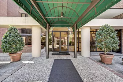 9333 Memorial Drive #413, Houston, TX 77024 - Photo 2